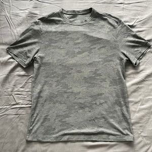 Lululemon Men's Grey/Camo T-Shirt